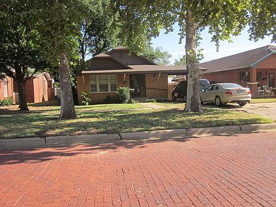 1st image of 306 Avenue G NW