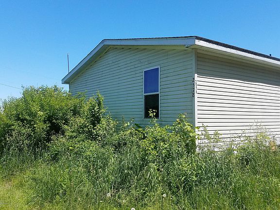 4th image of 2578 Brad St