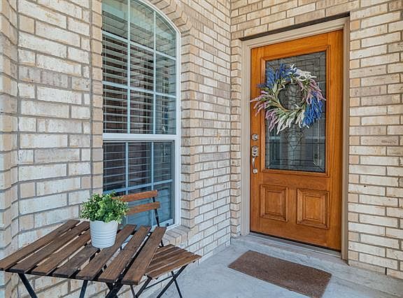 3rd image of 4405 Temecula Creek Trl
