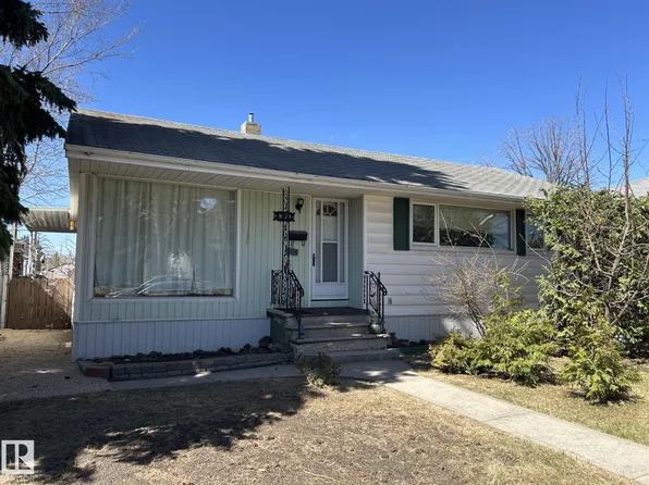9128 83rd St NW, Edmonton, AB T6C 2Z4
