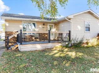 3005 Sherborn Rd, Springfield, IL 62702