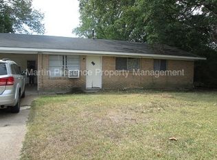 66 Charmingdale Dr N, Monroe, LA 71202