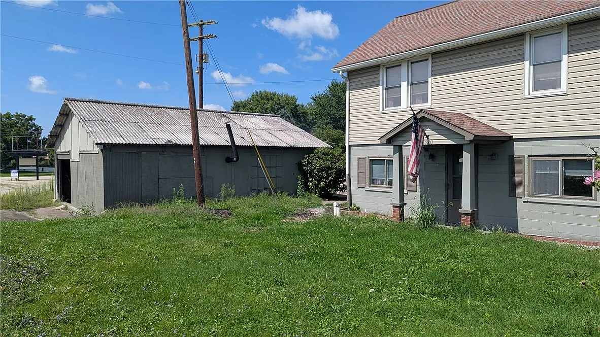 2 bed, $1,200 — Photo 2