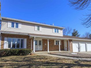 837 Lynkaylee Dr, Waterloo, IA 50701