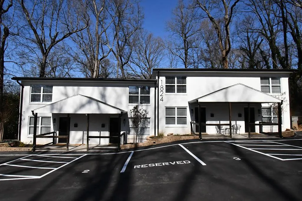 1824 N McDowell St — Photo 1