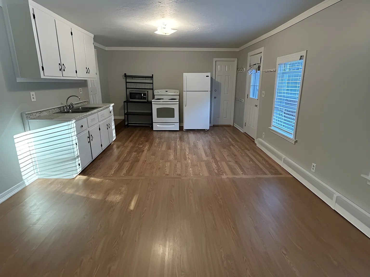 2 bed, 750 sqft, $1,700 — Photo 2
