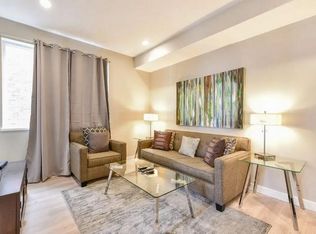 174 N Almont Dr APT 102, Beverly Hills, CA 90211