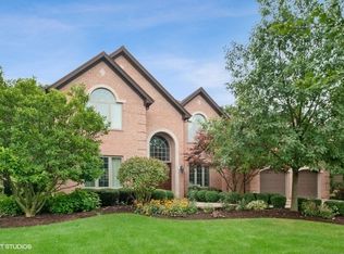 411 Woodside Dr, Wood Dale, IL 60191