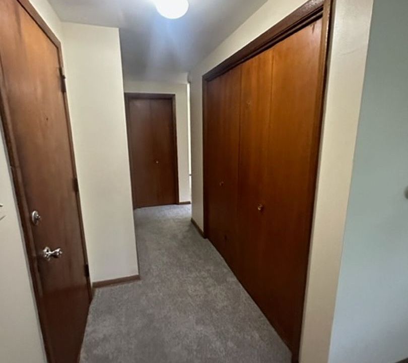4508 Grove Avenue Apartment Rentals Brookfield, IL Zillow
