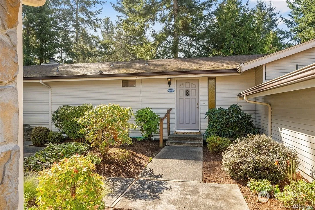 24452 12th Avenue S photo 1