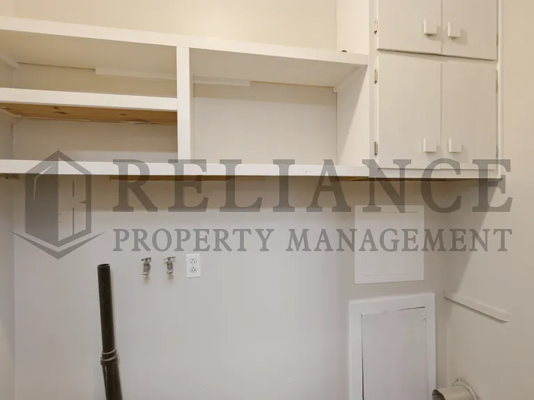 3349 S Vine St — Photo 26
