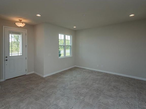 3rd image of 8117 De Haven St
