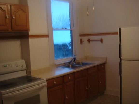 3rd image of 4131 Carter Ave #1