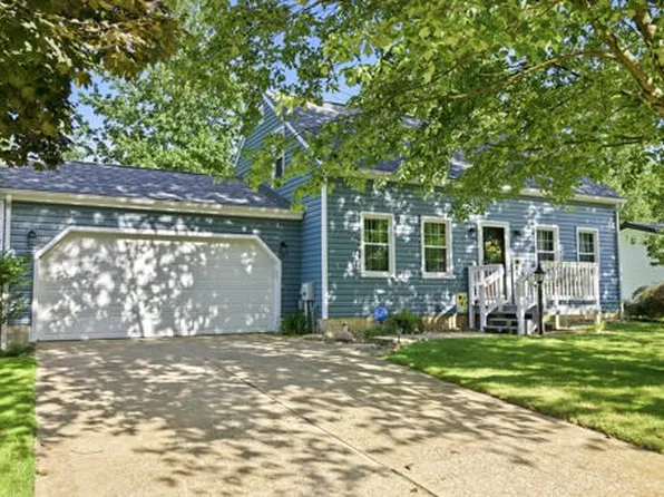 1356 Coronado Dr, Hermitage, PA 16148