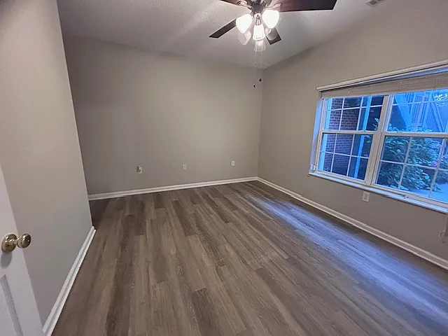 180 Wexford Dr #103 — Photo 5