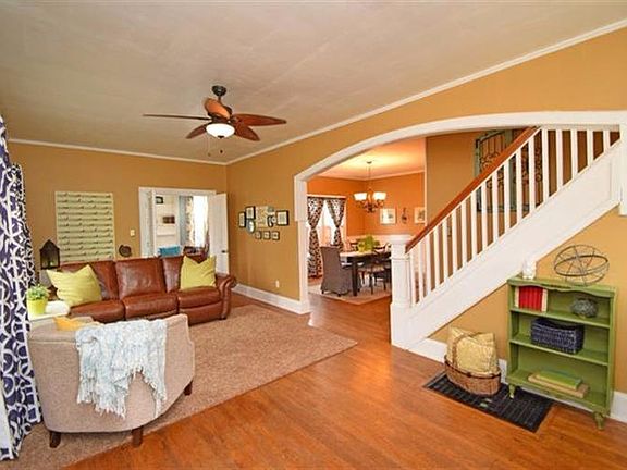3rd image of 6143 Cambridge Ave