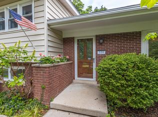 339 Greenbriar Rd, Lexington, KY 40503