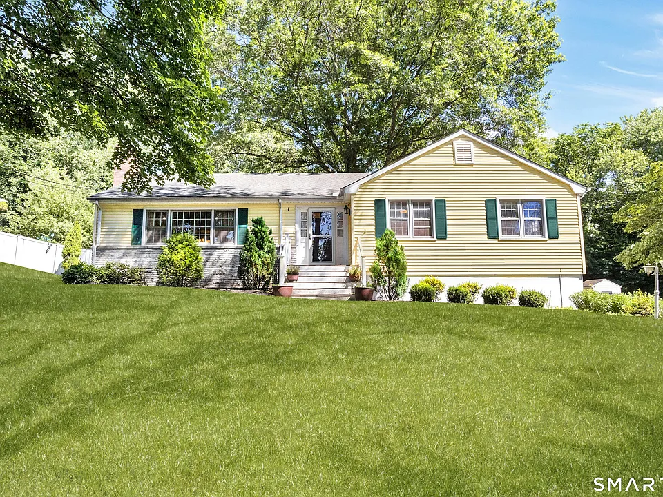 180 Weeping Willow Ln