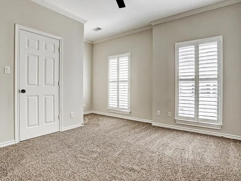Large secondary bedroom upstairs
