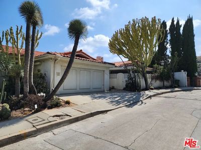 2071 Castilian Dr, Los Angeles, CA, 90068