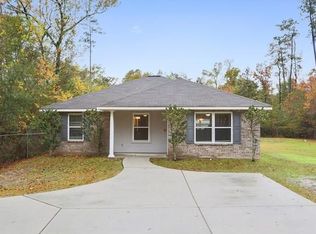 724 Lambert St, Mandeville, LA 70448