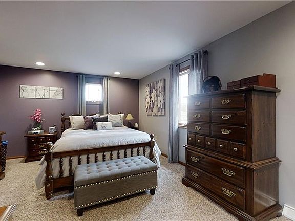 4th image of 109 Phyllis Dr