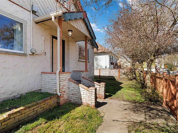 5th image of 938 Hereward Rd