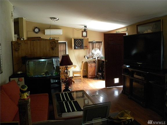 5th image of 9103 211th Street Ct E