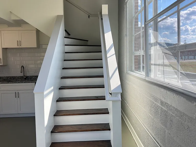Pulaski Lofts — Photo 107