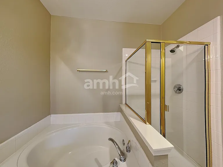 881 N Old Orchard Ln — Photo 11