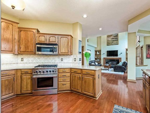 3rd image of 6145 Sawgrass Way