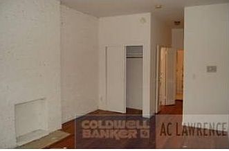 4th image of 407 E 87th St APT 2B