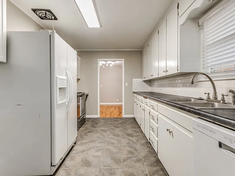 4007 Morgan Ave — Photo 13
