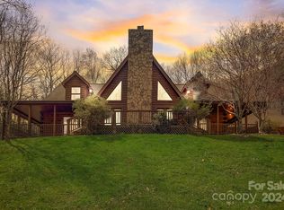 33 Poplar Ridge Ln, Burnsville, NC 28714