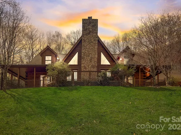 33 Poplar Ridge Ln, Burnsville, NC 28714