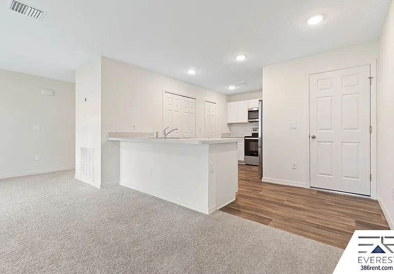 9 Roxland Ln — Photo 8