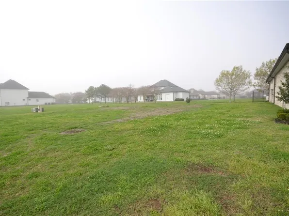 117 Dogwood Dr, Kenner, LA 70065