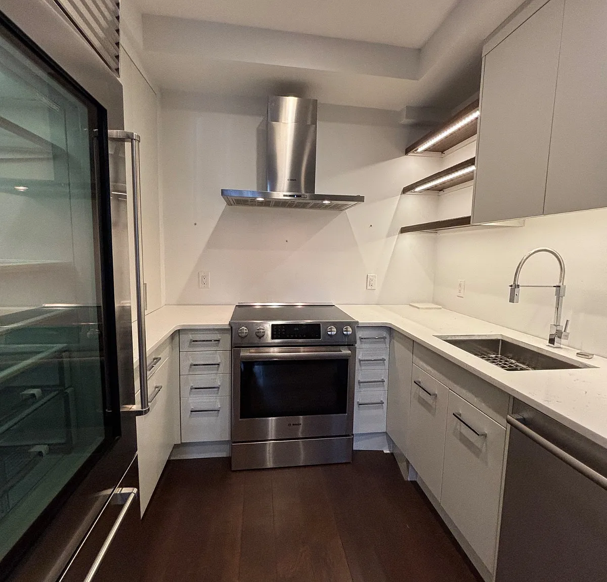 1 bed, 628 sqft, $3,600 — Photo 4