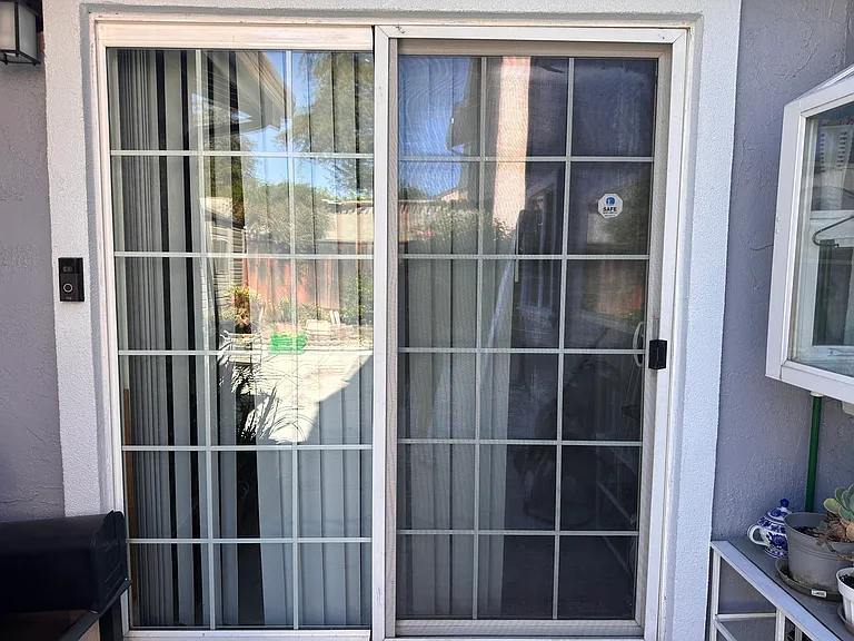 255 Edwin Way — Photo 2
