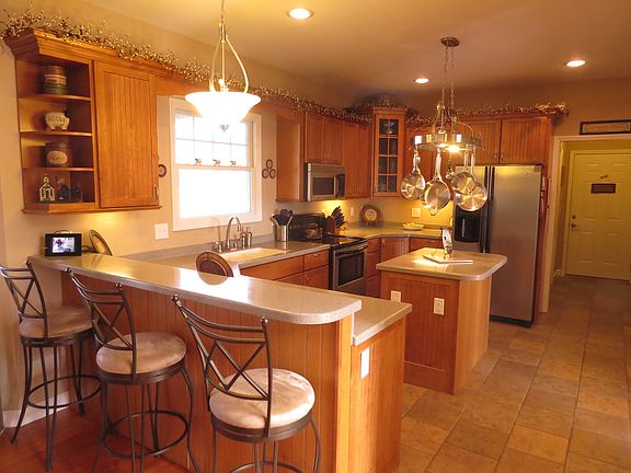 5th image of 25595 Jomean Dr