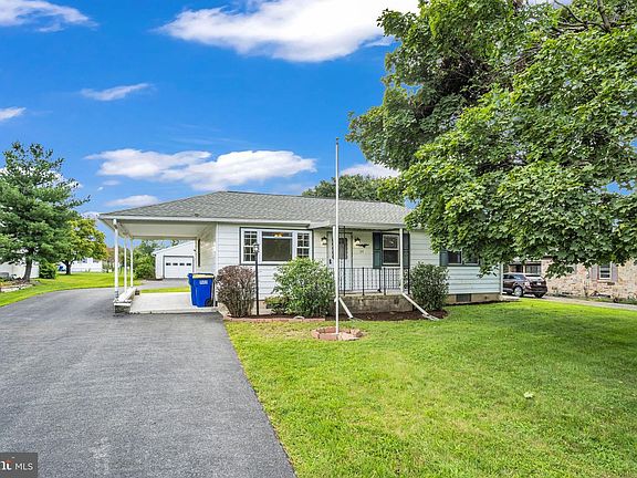 3rd image of 34 Wagner Dr