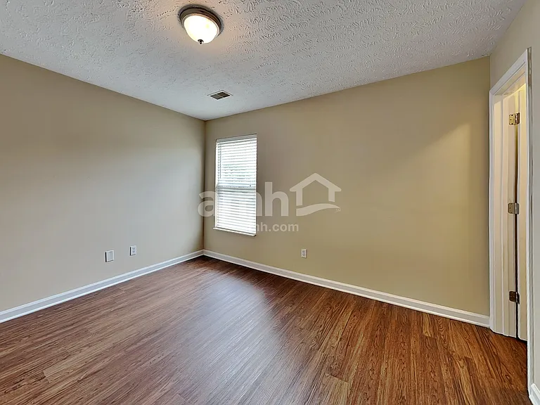 377 Stewart Springs Dr — Photo 16