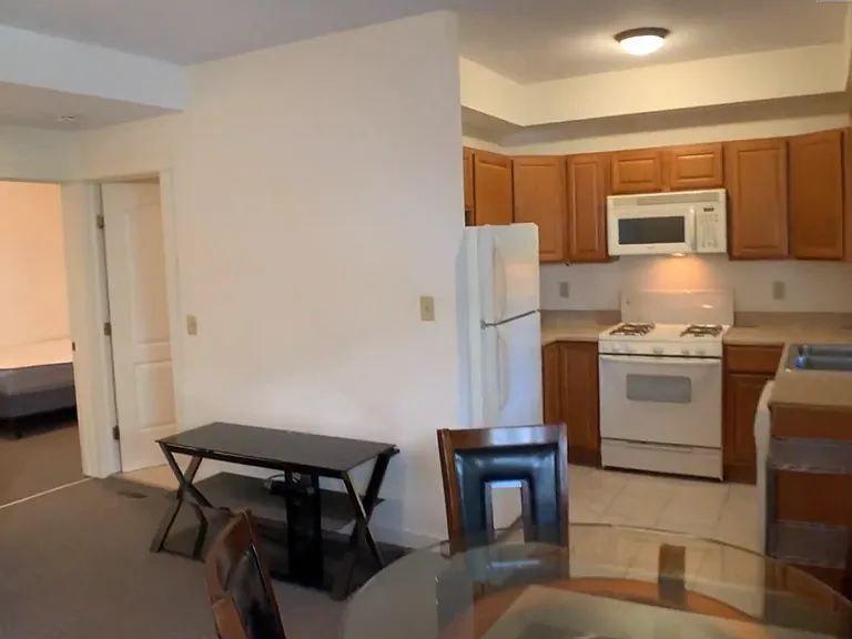 209 Williams St — Photo 3