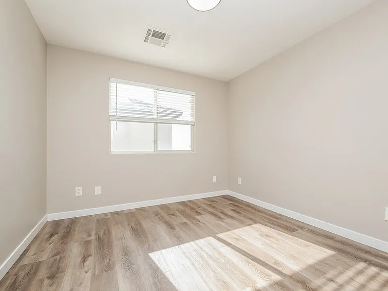 8325 New Leaf Ave — Photo 13