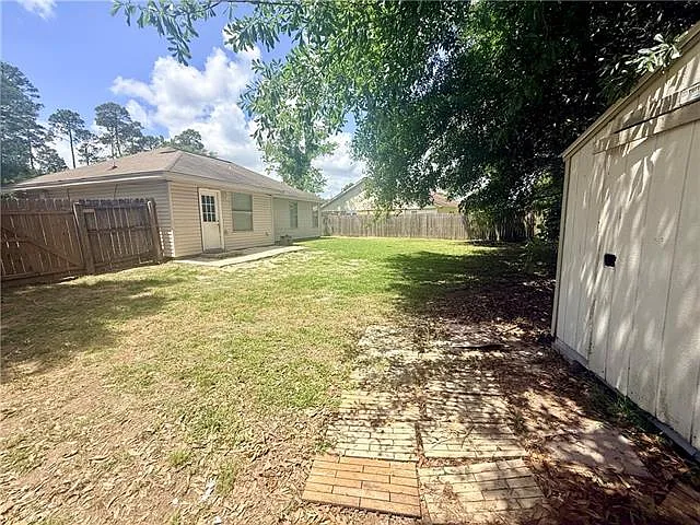 1805 Brookter St — Photo 14