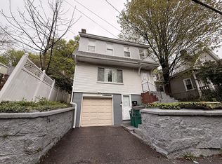 18 Pleasant St, Fitchburg, MA 01420
