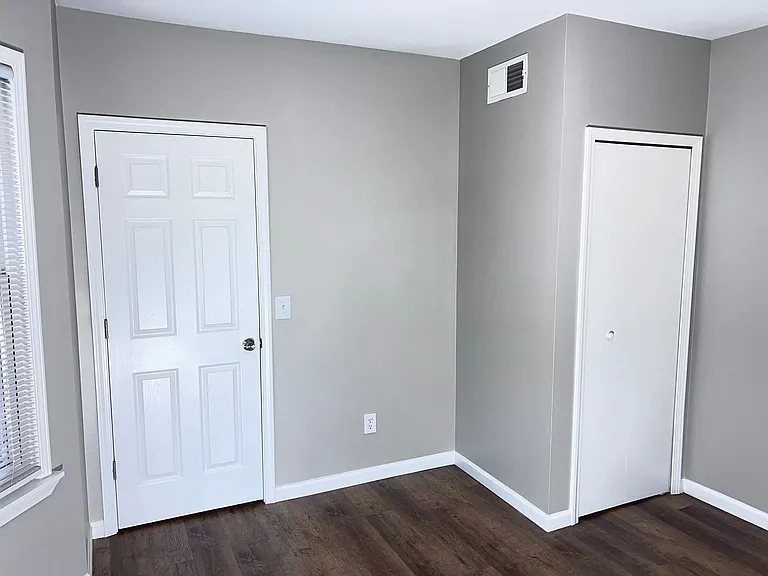 5651 Plumer St — Photo 13