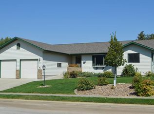 187 Oak Grove Ct, Sturgis, SD 57785