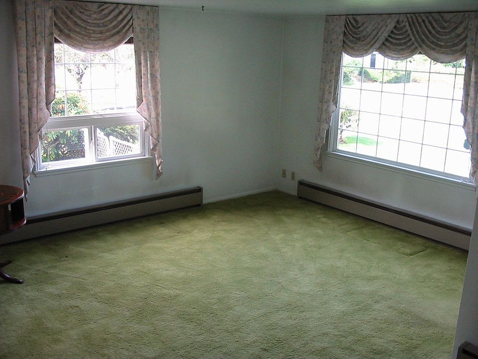 Large livingroom area