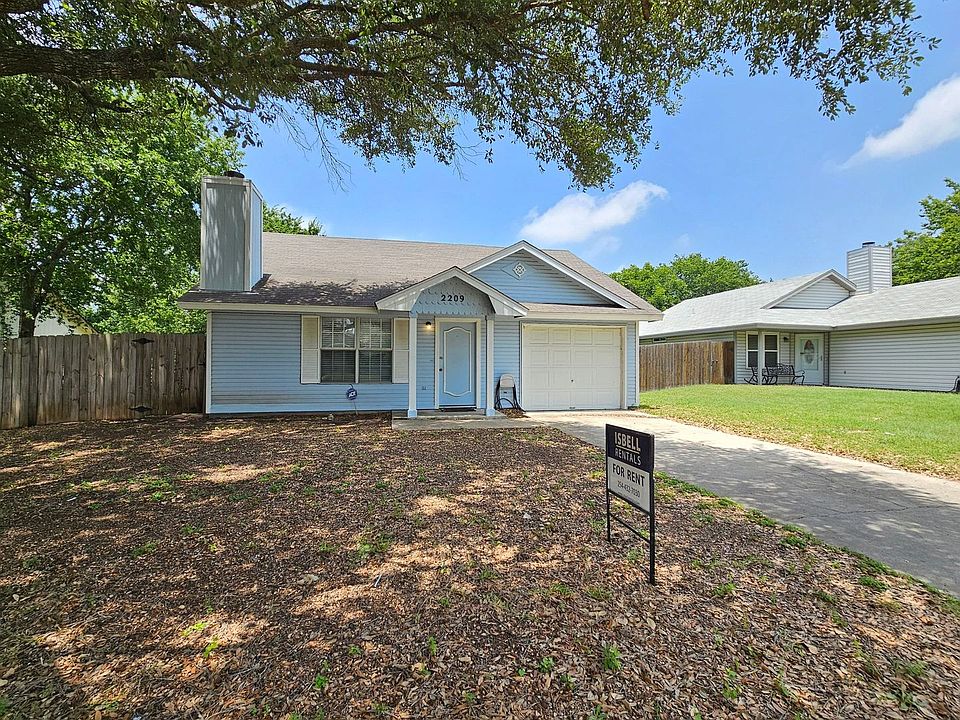 1st image of 2209 Dickens Dr